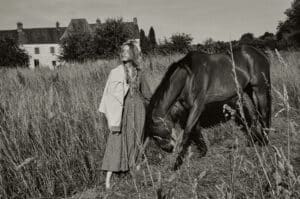 24-07-05_DOEN_BrittanyPreFall24_LOOK08_35mm-EOS1V-Portra400_188 1